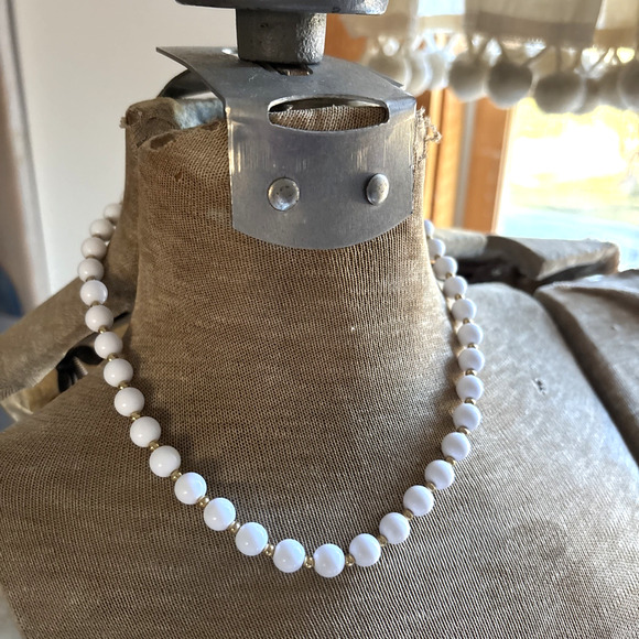 Vintage Lot of 3 Necklaces AB Crystal Faux Pearl Gold Tone Napier Monet Layered - Picture 3 of 16